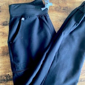 Figs Small/Tall Black Zamora Joggers